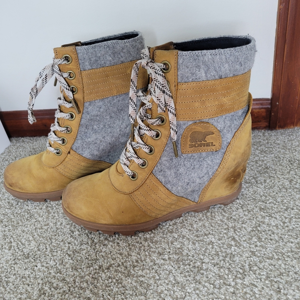 Sorel Lexie Women's Wedge Boots Brown Leather Gray Felt Comfort Casual, Size 9